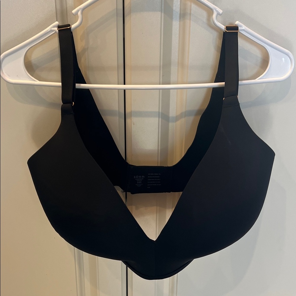 Soma Elegant Black Bra Vanishing 360 Wireless 34G